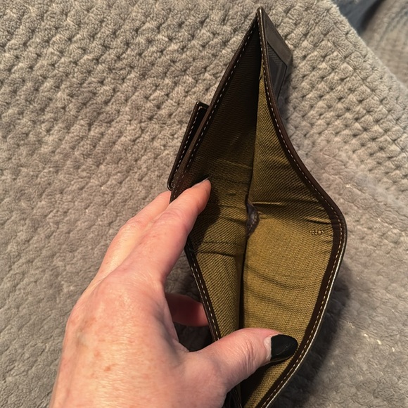 Fendi Men’s Zucca Logo Wallet - Picture 7 of 12